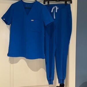 Figs Blue Scrub Set size medium Catarina Top and Zamora Joggers